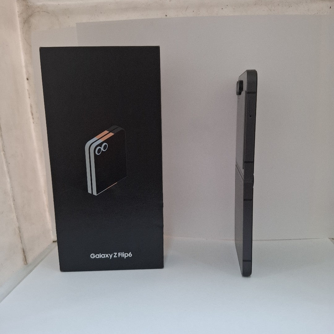 CELULAR SAMSUNG GALAXY Z FLIP6 SM-F741B (2024) 512 GB 12 GB RAM (SEMINUEVO)