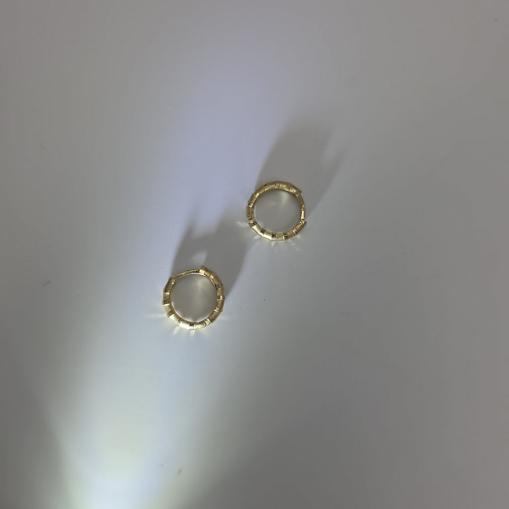 ARETES ARRACADAS FACETADAS 10K 1.7 GR (NUEVO)