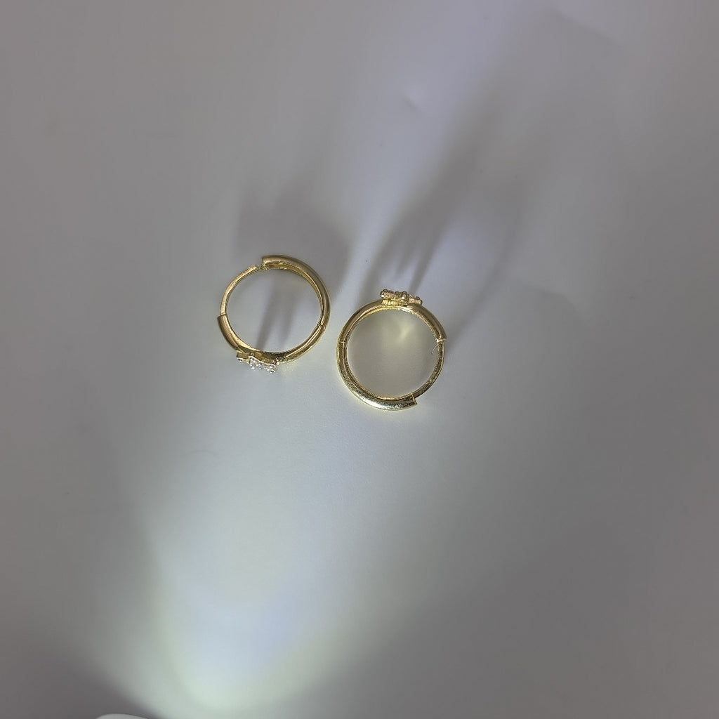 ARETES ARRACADAS FIG ESTRELLA CIRCONIAS 10K 1.6 GR (NUEVO)