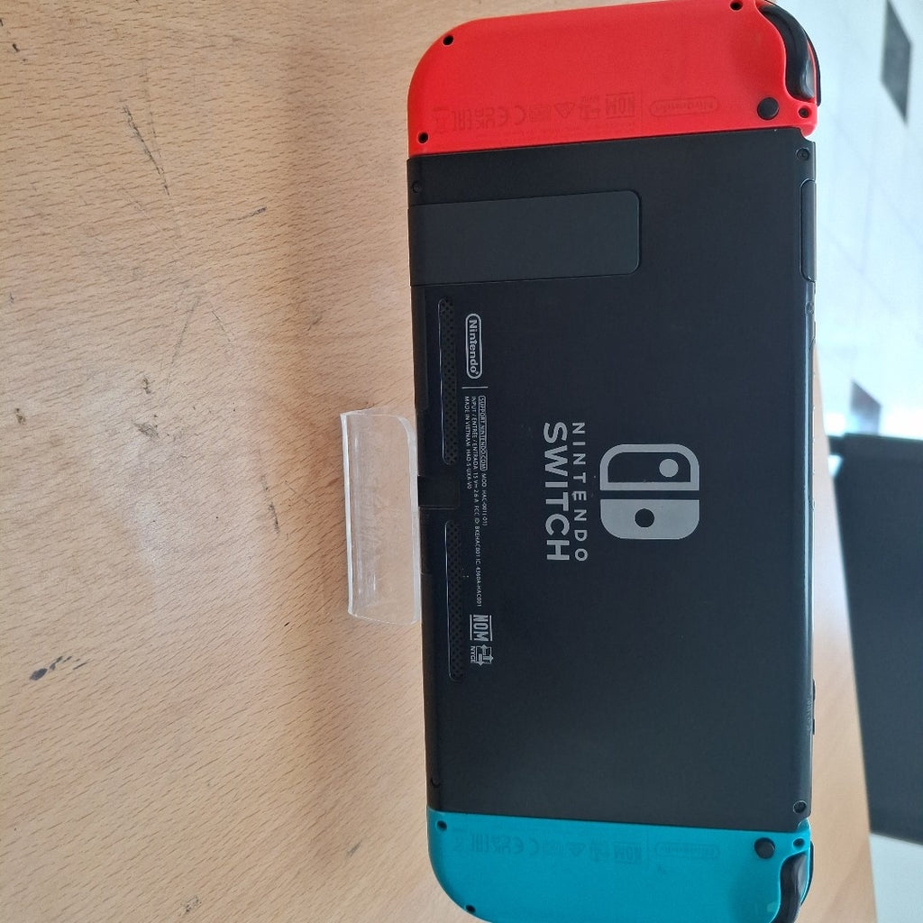 CONSOLA DE VIDEOJUEGO NINTENDO SWITCH 1.1 32 GB (SEMINUEVO)