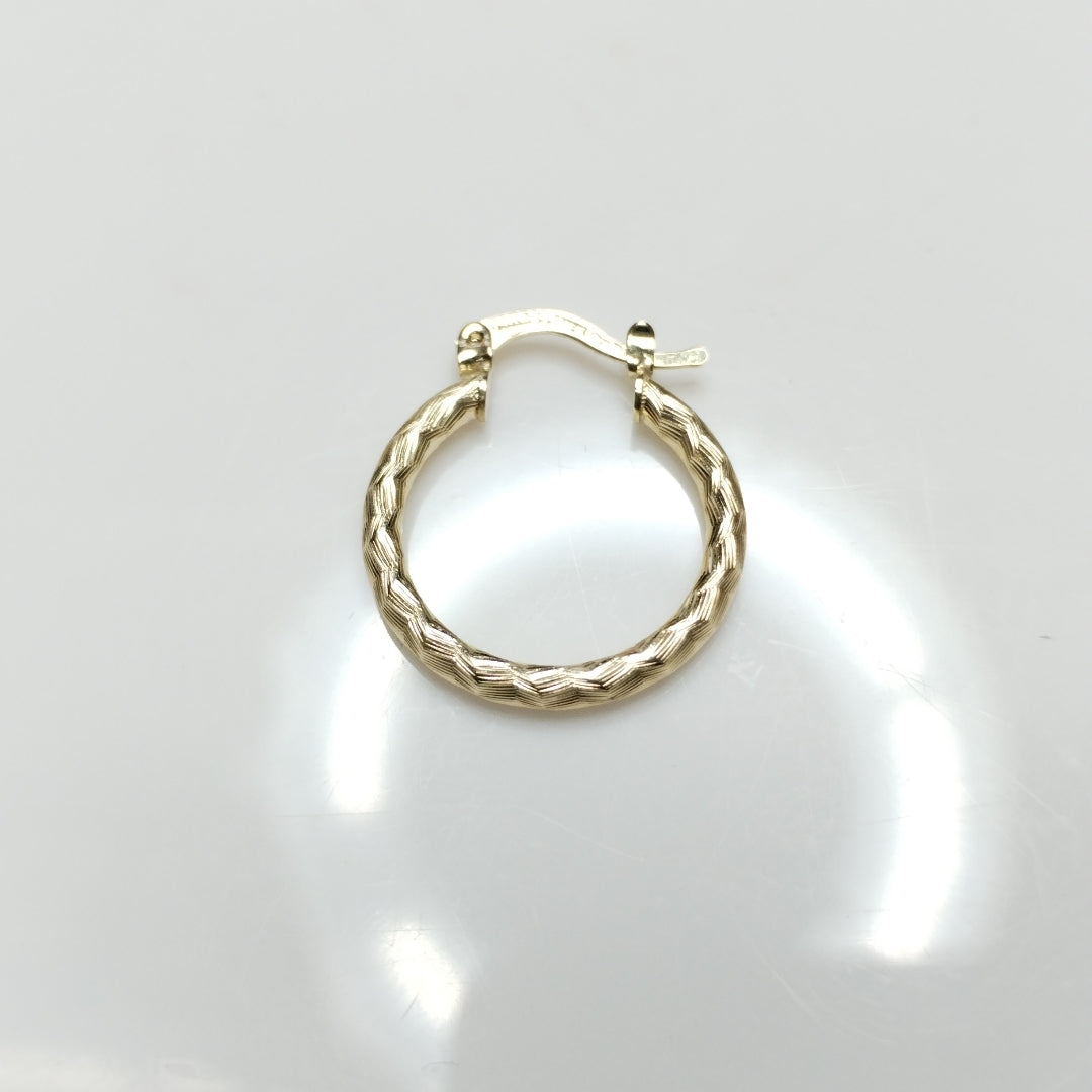 ARETES ARRACADAS LABRADAS 14K 2.1 GR (NUEVO)