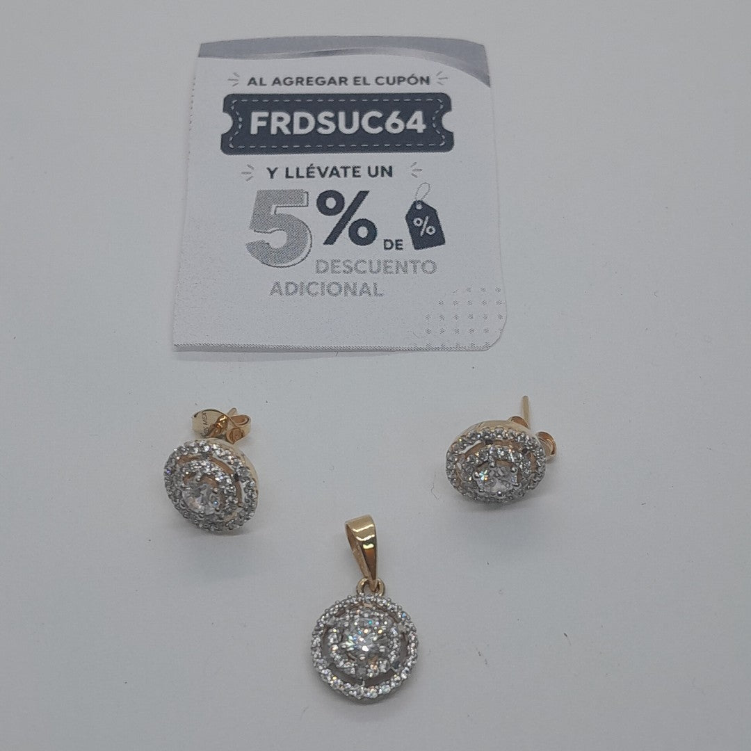 BROQUELES MEDIO ADEREZO BROQUELES Y DIJE C CIRCONIAS 14K 4.2 GR (NUEVO)
