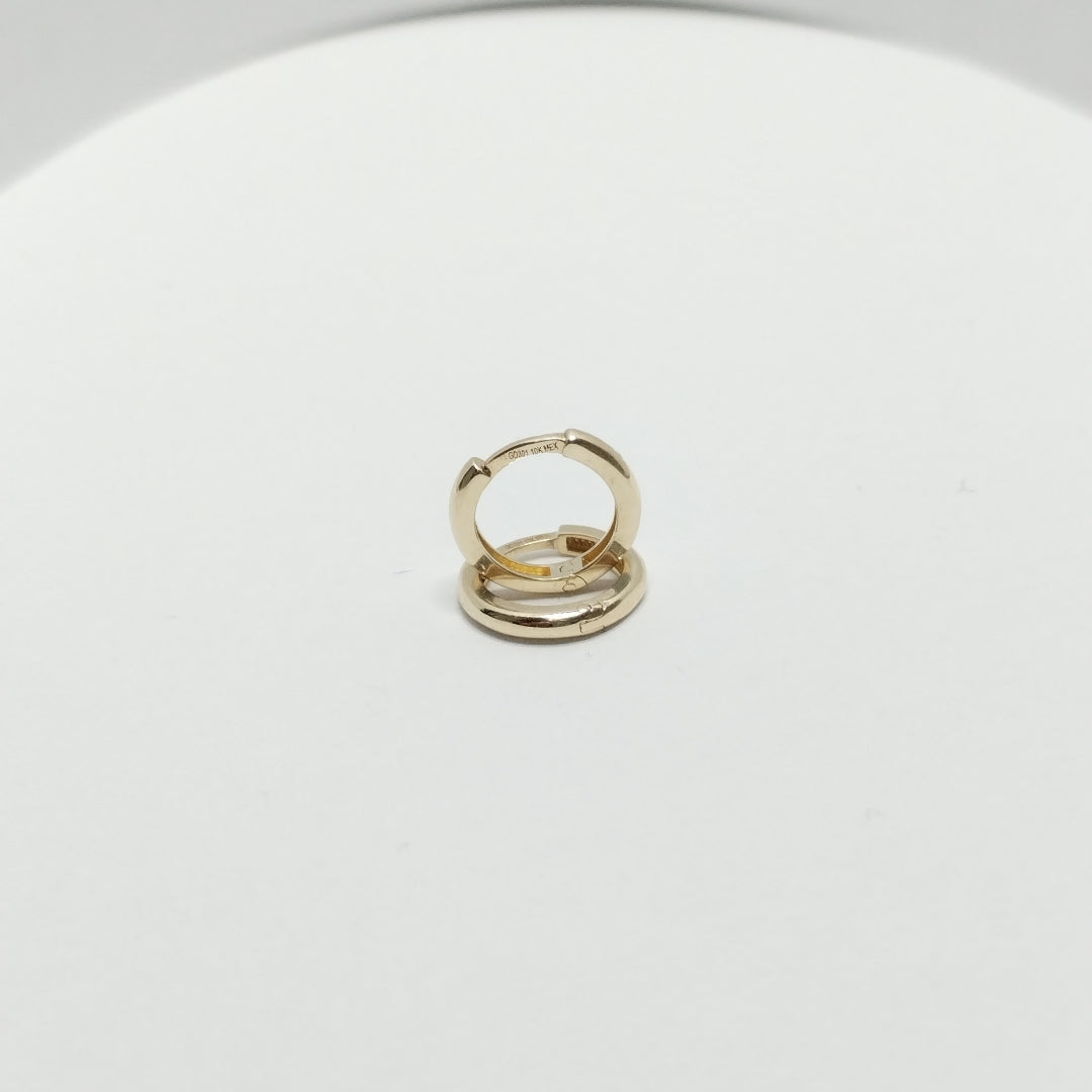 ARETES ARRACADAS LISAS 10K 1.1 GR (NUEVO)