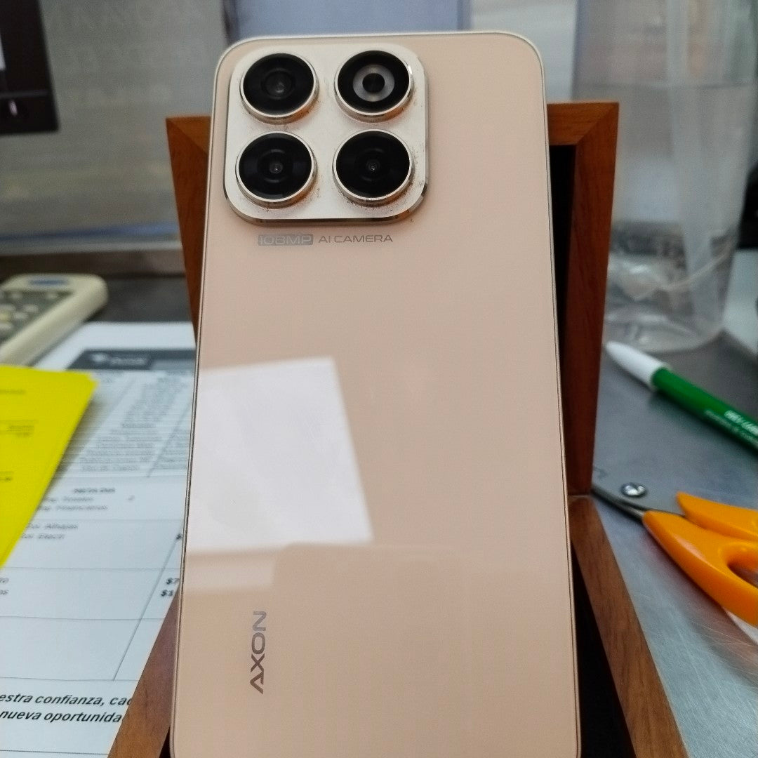 CELULAR ZTE AXON 70 Z2459 256 GB 6 GB RAM (SEMINUEVO)