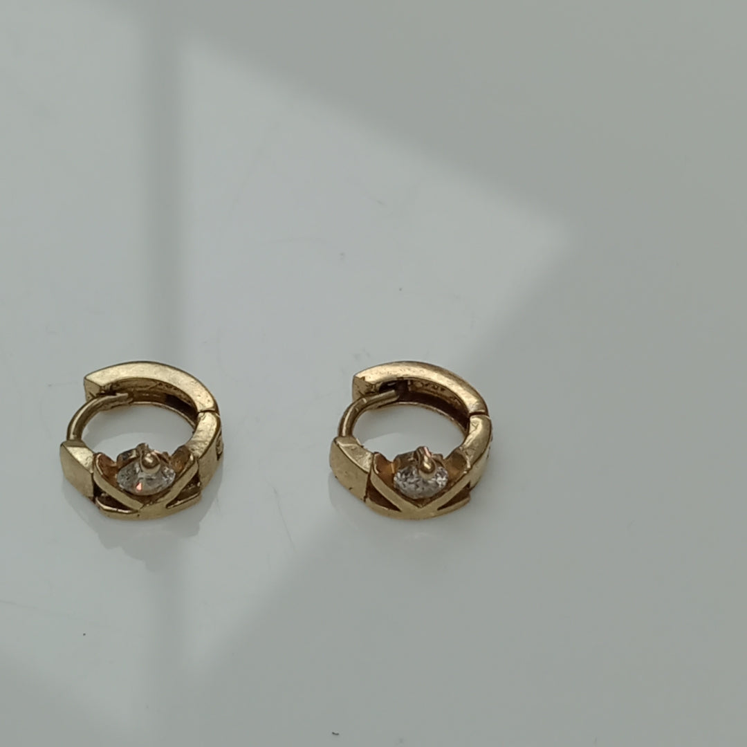 ARRACADAS PAR ORO 10 K 1,40 GRMS (SEMINUEVO)