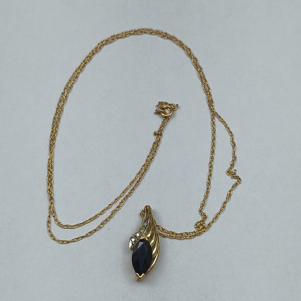CADENA, DIJE ORO 14 K 2.5 GRMS (SEMINUEVO)