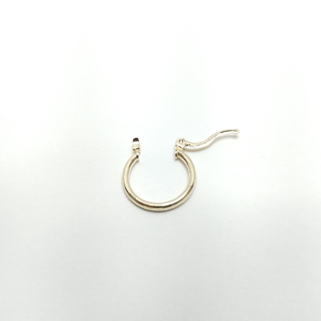 ARETES ARRACADAS ESTRIADAS 14K 1.4 GR (NUEVO)