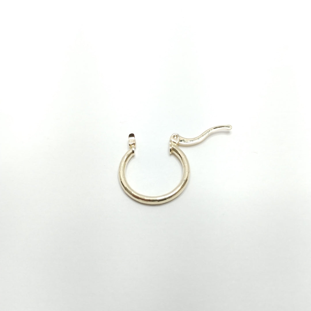 ARETES ARRACADAS ESTRIADAS 14K 1.4 GR (NUEVO)