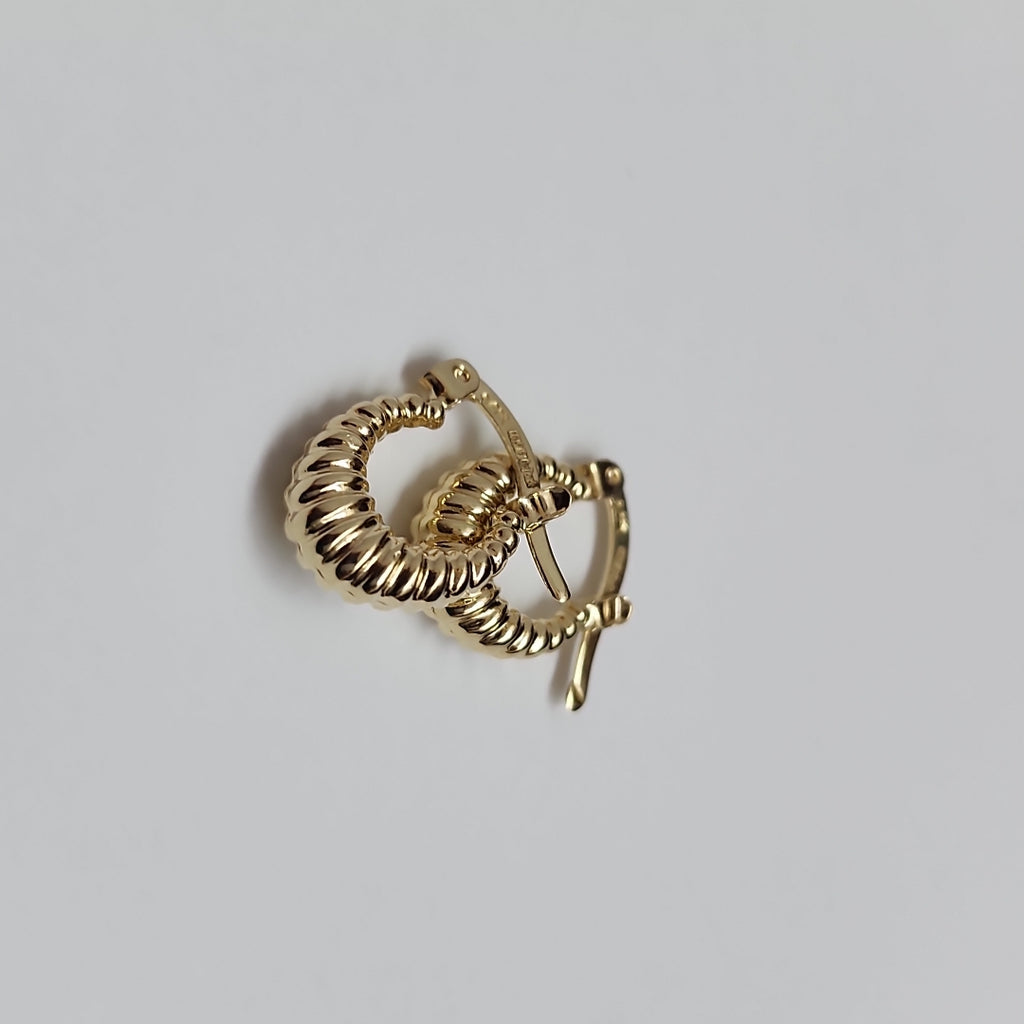 ARETES ARRACADA ESTRIADAS 14K 1 GR (NUEVO)