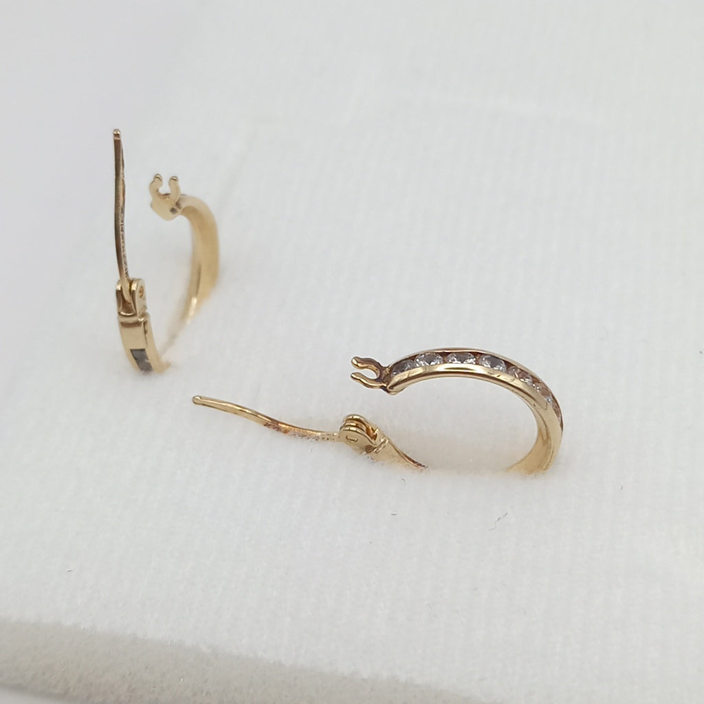 ARETES PAR ORO 10 K 1,20 GRMS (SEMINUEVO)