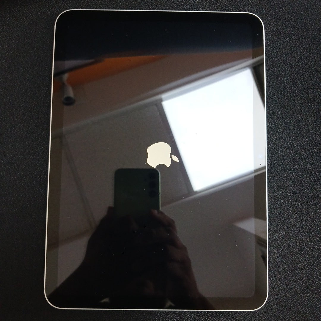 TABLETA APPLE IPAD A16 A3355 (2025) 128 GB 6 GB RAM (SEMINUEVO)