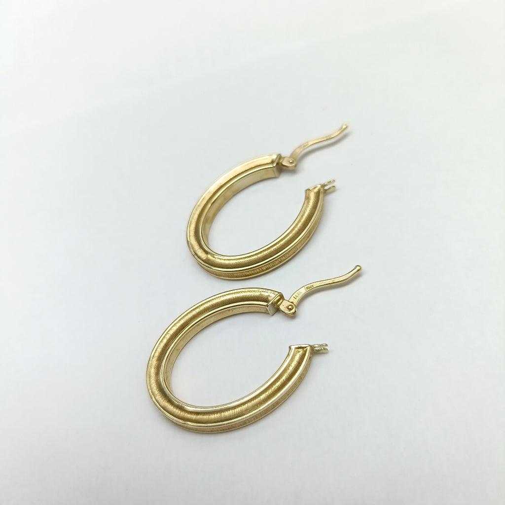 ARRACADAS PAR ORO 14 K 1.9 GRMS (SEMINUEVO)