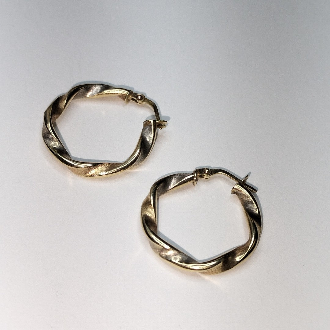 ARRACADAS PAR ORO 14 K 1.4 GRMS (SEMINUEVO)