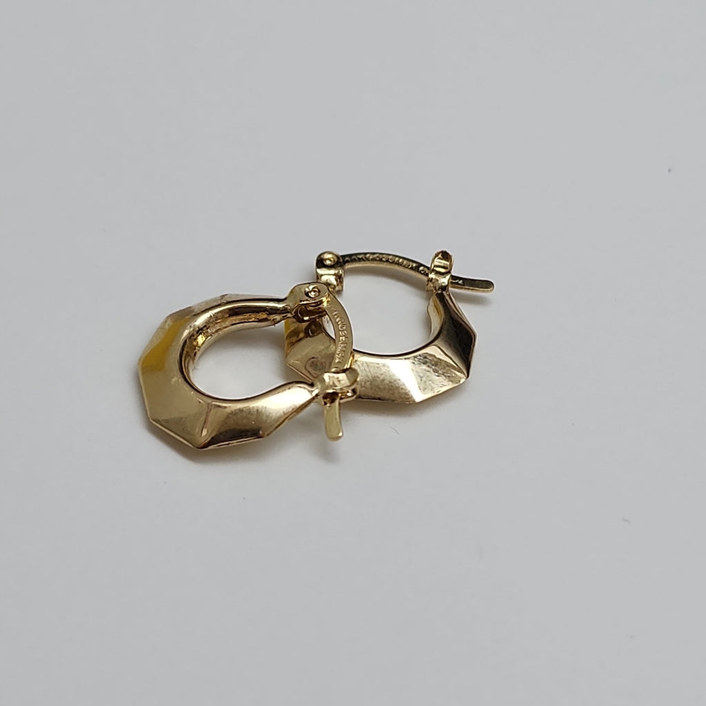 ARETES TEJIDO ARRACADA FACETADA 14K 1.3 GR (NUEVO)