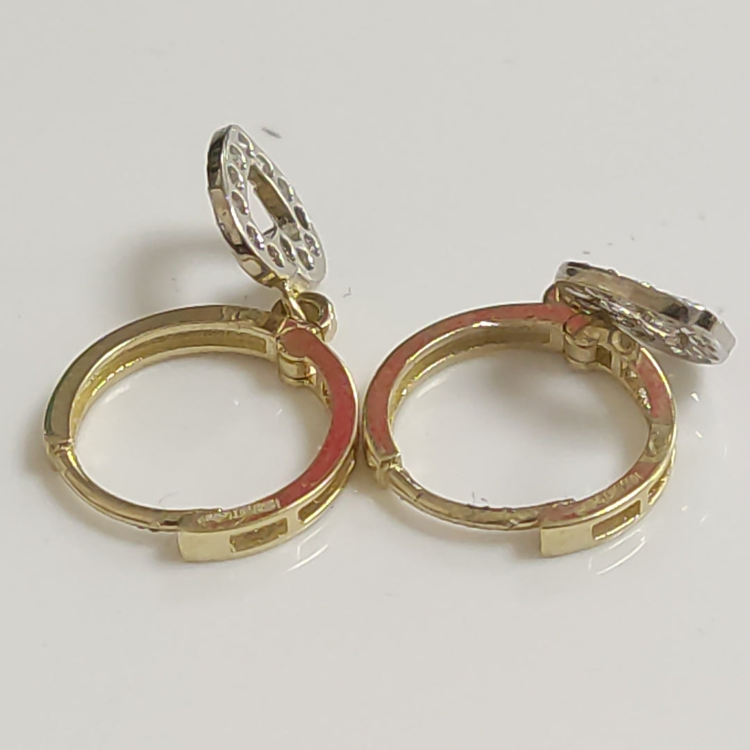 ARETES HUGGIES CON DIJE CORAZON Y CIRCONIAS 14K 2 GR (NUEVO)
