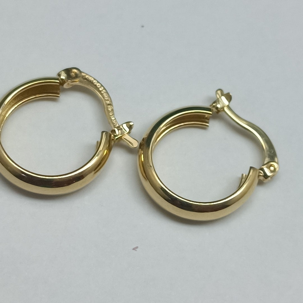 ARETES TEJIDO ARRACADAS LISAS 14K 2.2 GR (NUEVO)