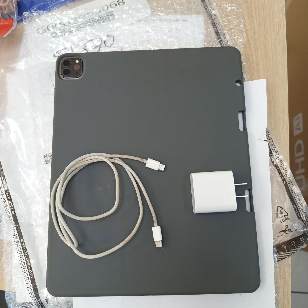 TABLETA APPLE IPAD PRO 5 12.9" A2378 1 TB 16 GB RAM (SEMINUEVO)