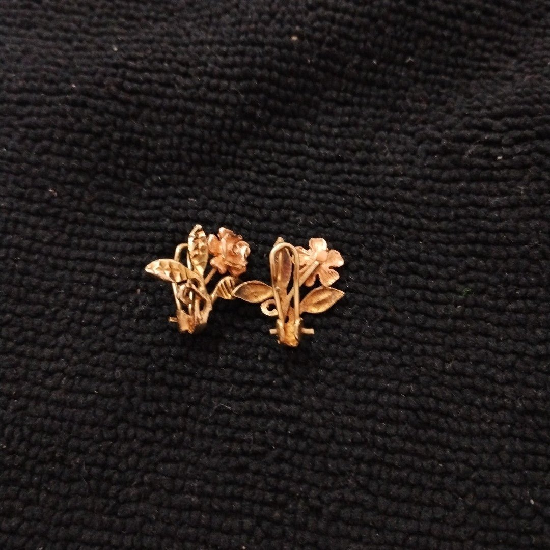 ARETES PAR ORO COMBINADO 10 K 2,80 GRMS (SEMINUEVO)
