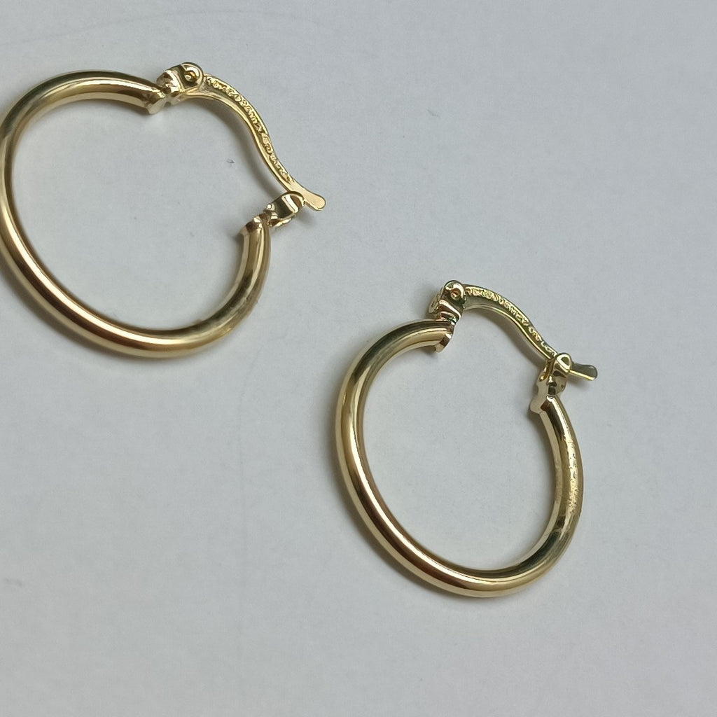 ARETES TEJIDO ARRACADAS LISAS 14K 1.2 GR (NUEVO)