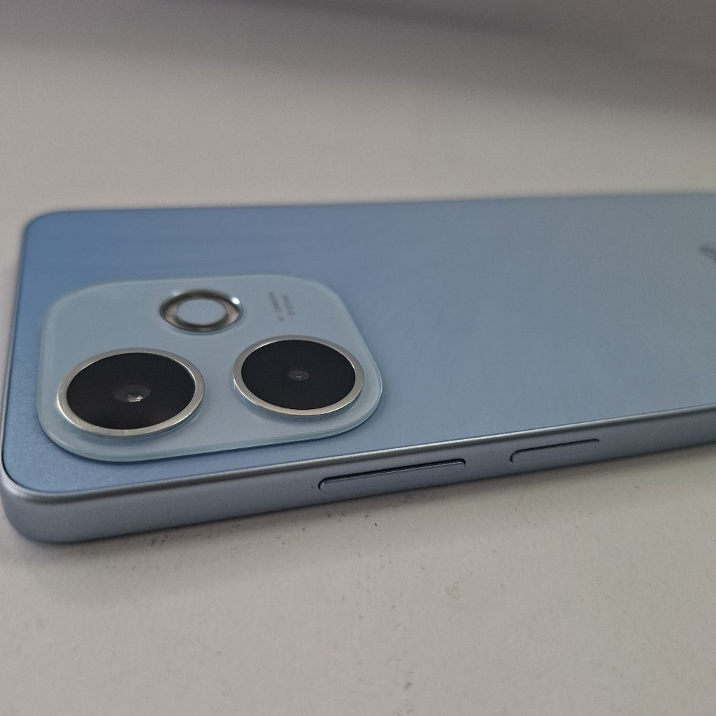 CELULAR OPPO A5 PRO CPH2711 (2025) 256 GB 8 GB RAM (SEMINUEVO)