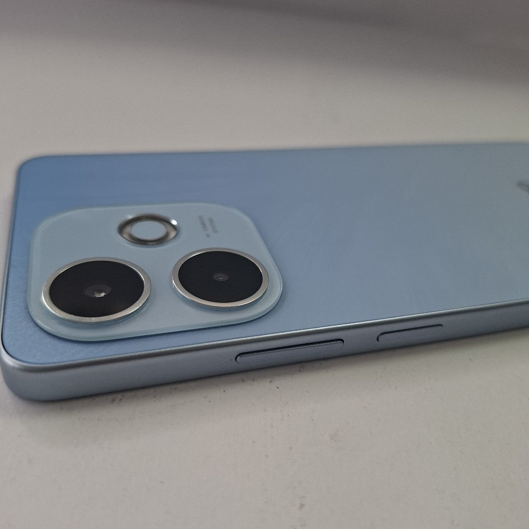 CELULAR OPPO A5 PRO CPH2711 (2025) 256 GB 8 GB RAM (SEMINUEVO)