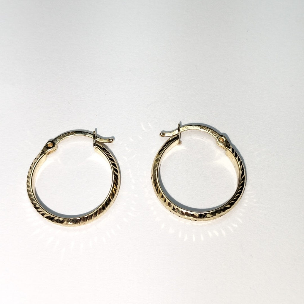 ARRACADAS PAR ORO 14 K 1.6 GRMS (SEMINUEVO)