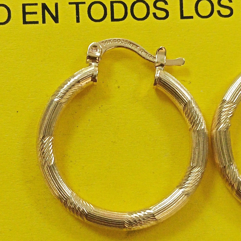 ARETES TEJIDO ARRACADAS BISELADAS 14K 3.8 GR (NUEVO)