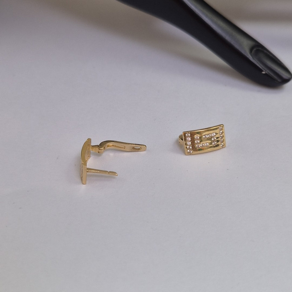 ARETES PAR ORO 14 K 2.4 GRMS (SEMINUEVO)