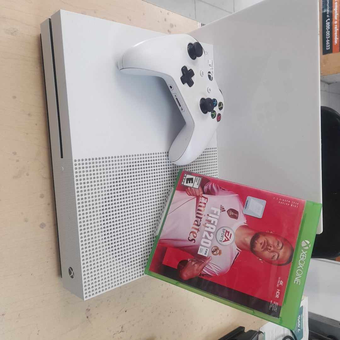 CONSOLA DE VIDEOJUEGO MICROSOFT XBOX ONE S 1 TB (SEMINUEVO)