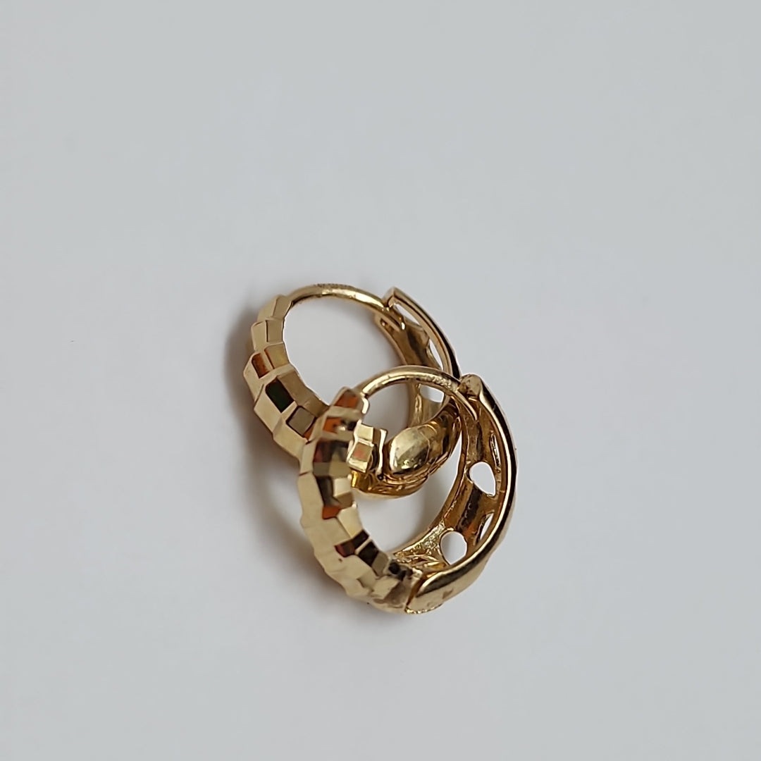 HUGGIES ORO 14K 2 (NUEVO)