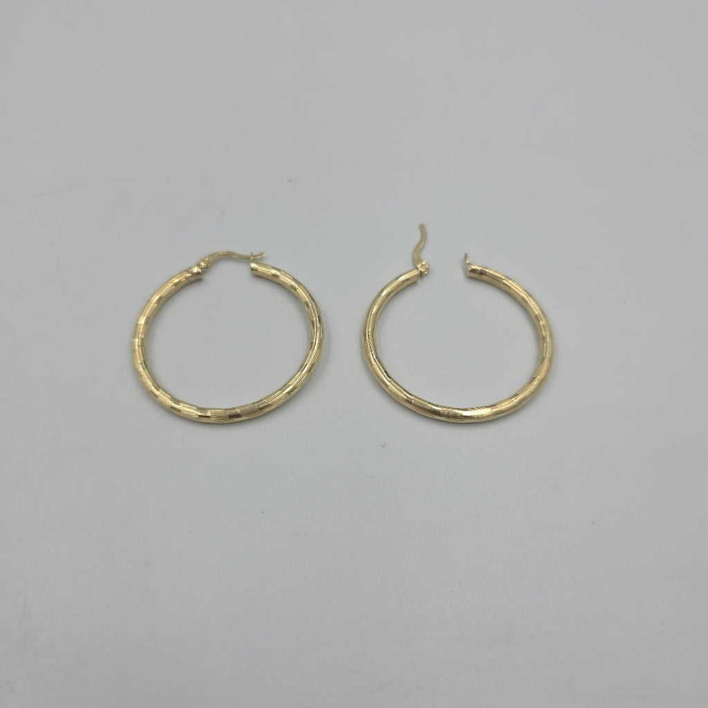 ARETES ARRACADA LABRADA 10K 4 GR (NUEVO)