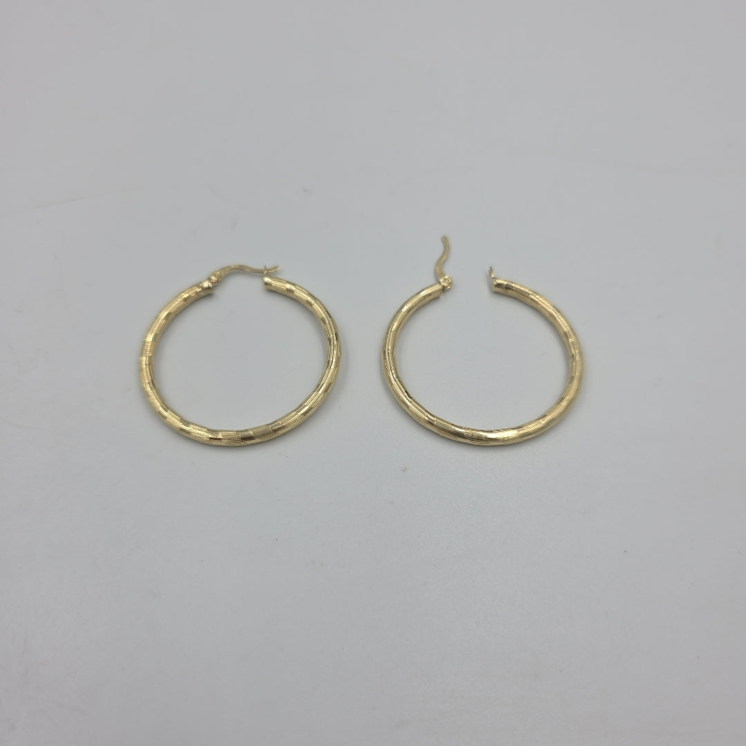 ARETES ARRACADA LABRADA 10K 4 GR (NUEVO)