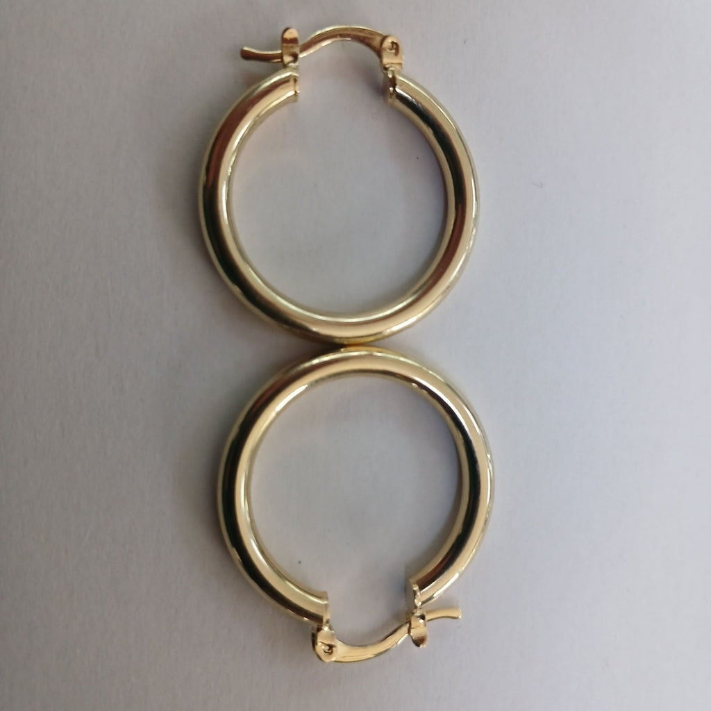 ARETES TEJIDO ARRACADAS LISAS HUECAS 14K 2.1 GR (NUEVO)
