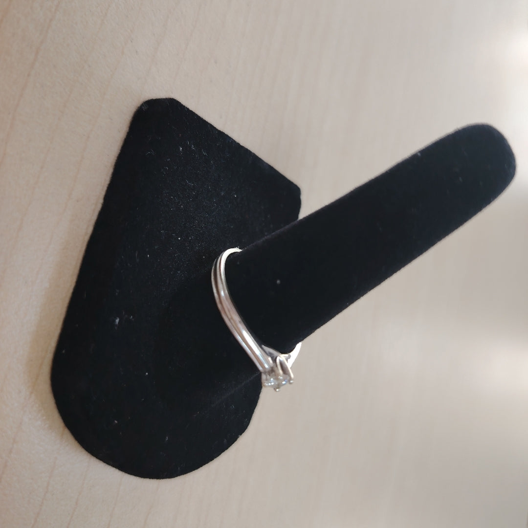 ANILLITO ORO BLANCO 14 K 2 GRMS (SEMINUEVO)