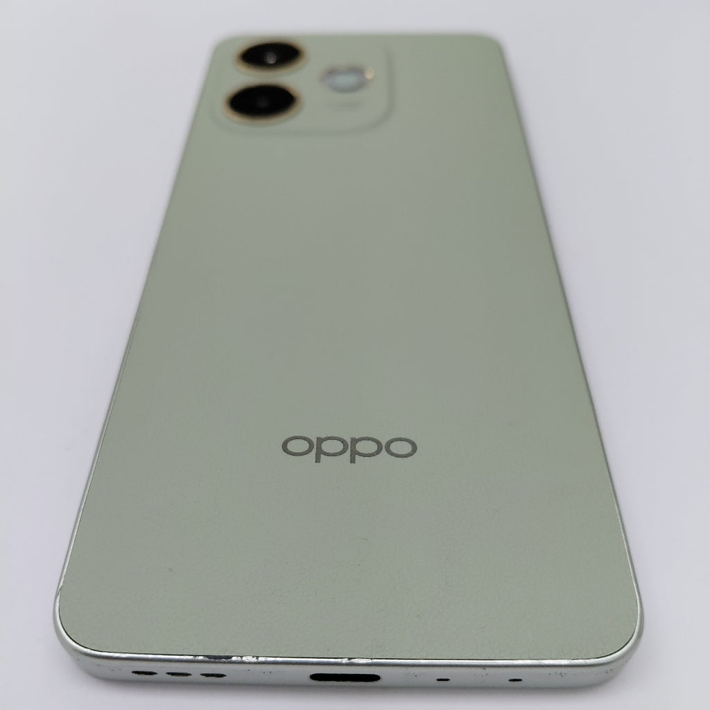 CELULAR OPPO A5 PRO CPH2711 (2025) 256 GB 8 GB RAM (SEMINUEVO)