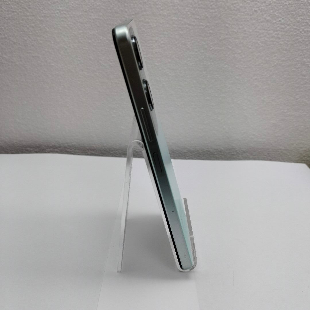 CELULAR VIVO Y18 V2333 128 GB 6 GB (SEMINUEVO)