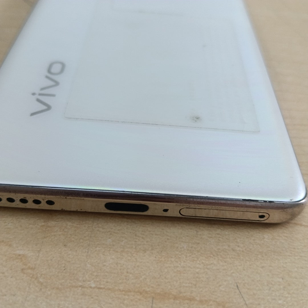 CELULAR VIVO V40 LITE V2341 (2024) 256 GB 8 GB RAM (SEMINUEVO)