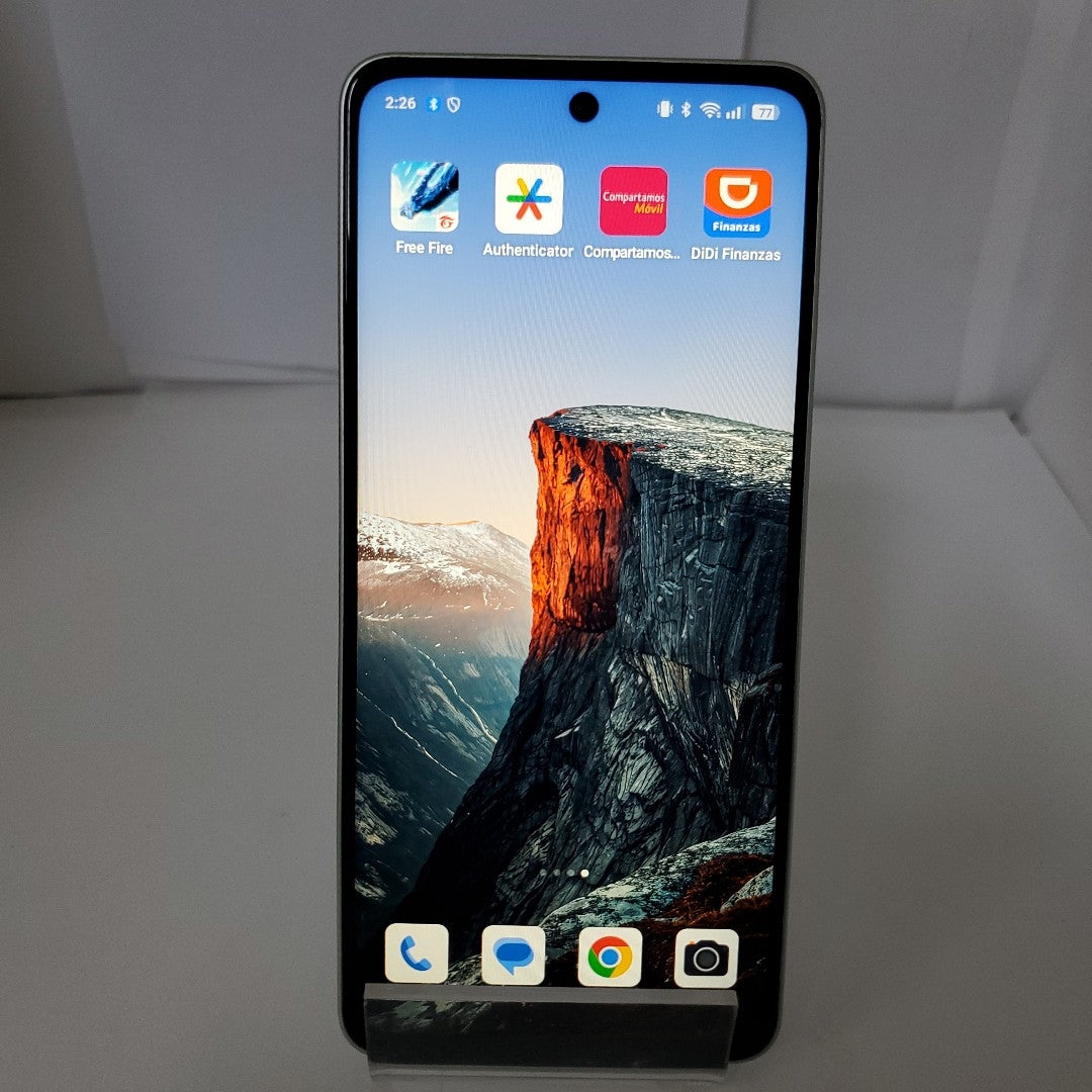 CELULAR OPPO A5 PRO CPH2711 (2025) 256 GB 8 GB RAM (SEMINUEVO)