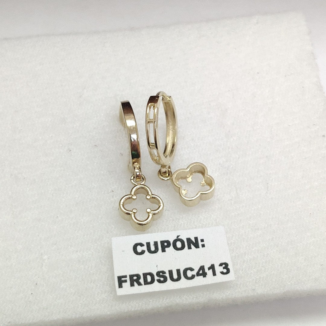 ARETES ARRACADAS CON DIJE 14K 2.4 GR (NUEVO)