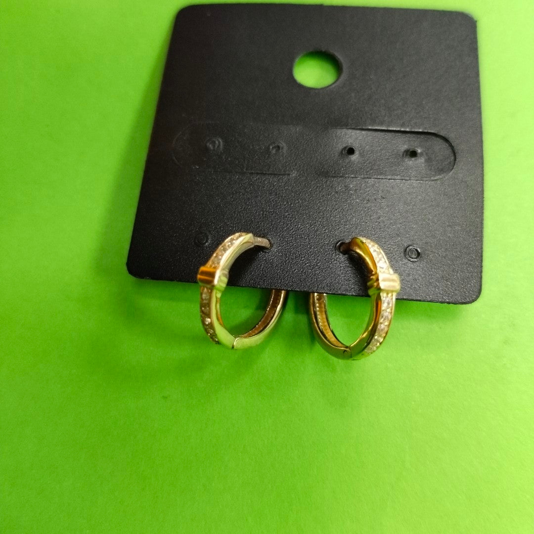 ARETES HUGGIES C CIRCONIA 14K 1.9 GR (NUEVO)