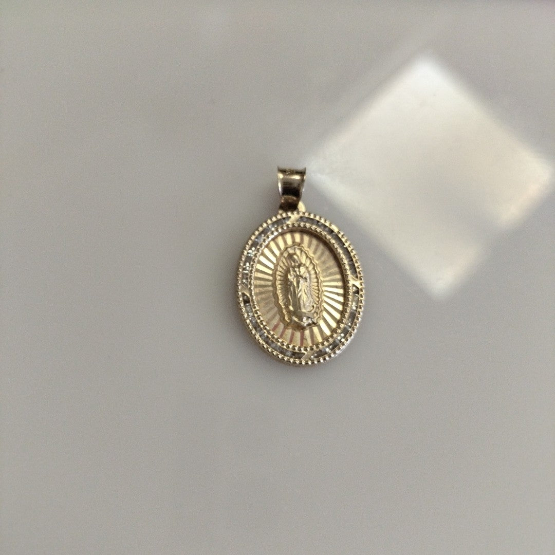 MEDALLA PERSONAL ORO 14 K 1.8 GRMS (SEMINUEVO)