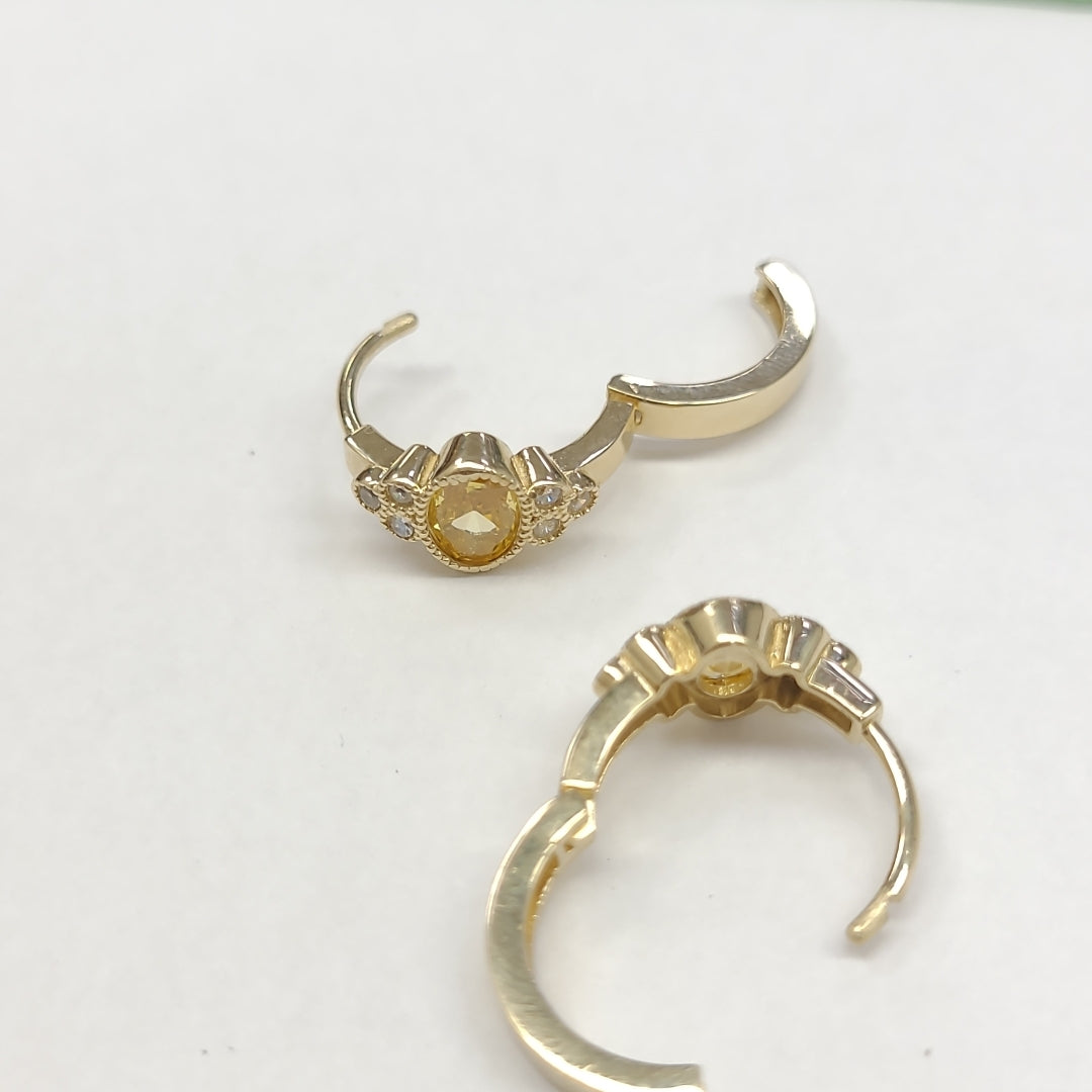 ARETES ARRACADAS CON CIRCONIAS Y PDRAS COL 14K 3.3 GR (NUEVO)