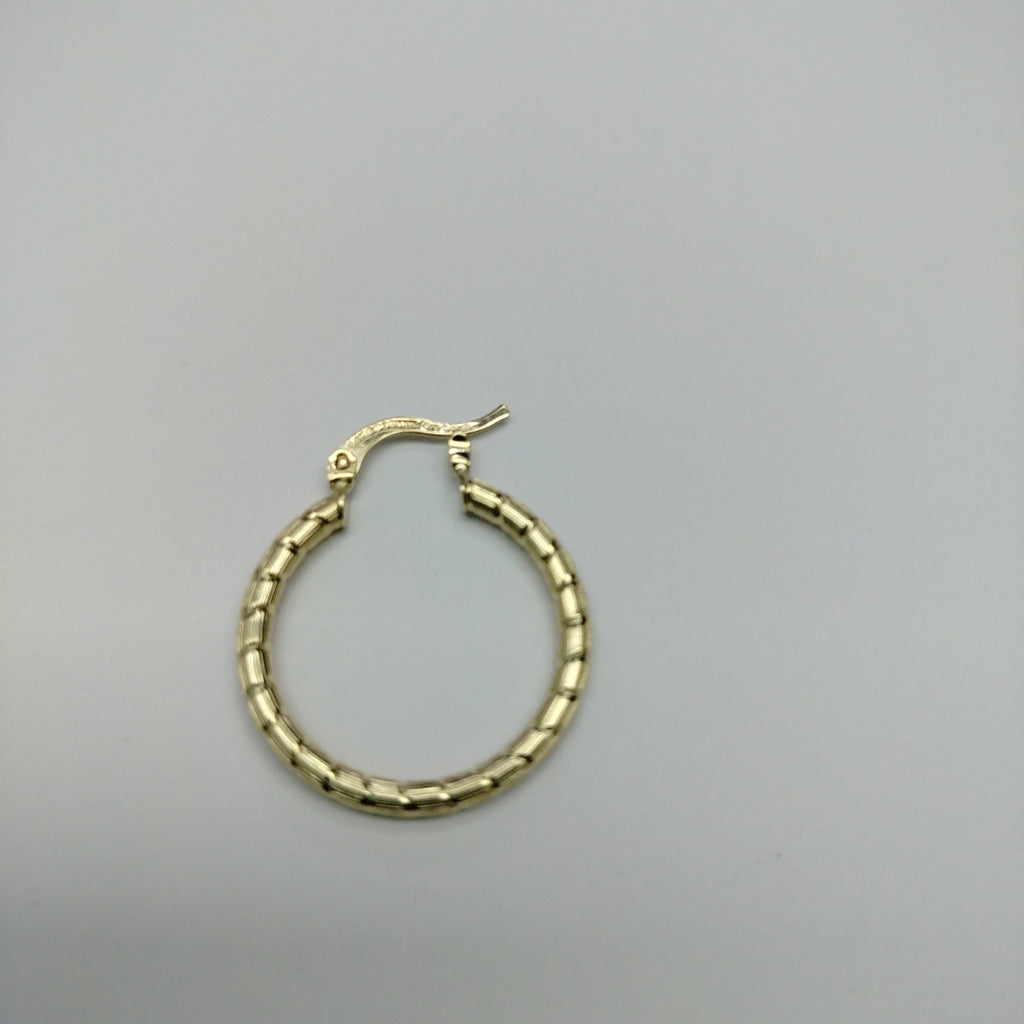 ARETES ARRACADAS LABRADAS 14K 3.3 GR (NUEVO)