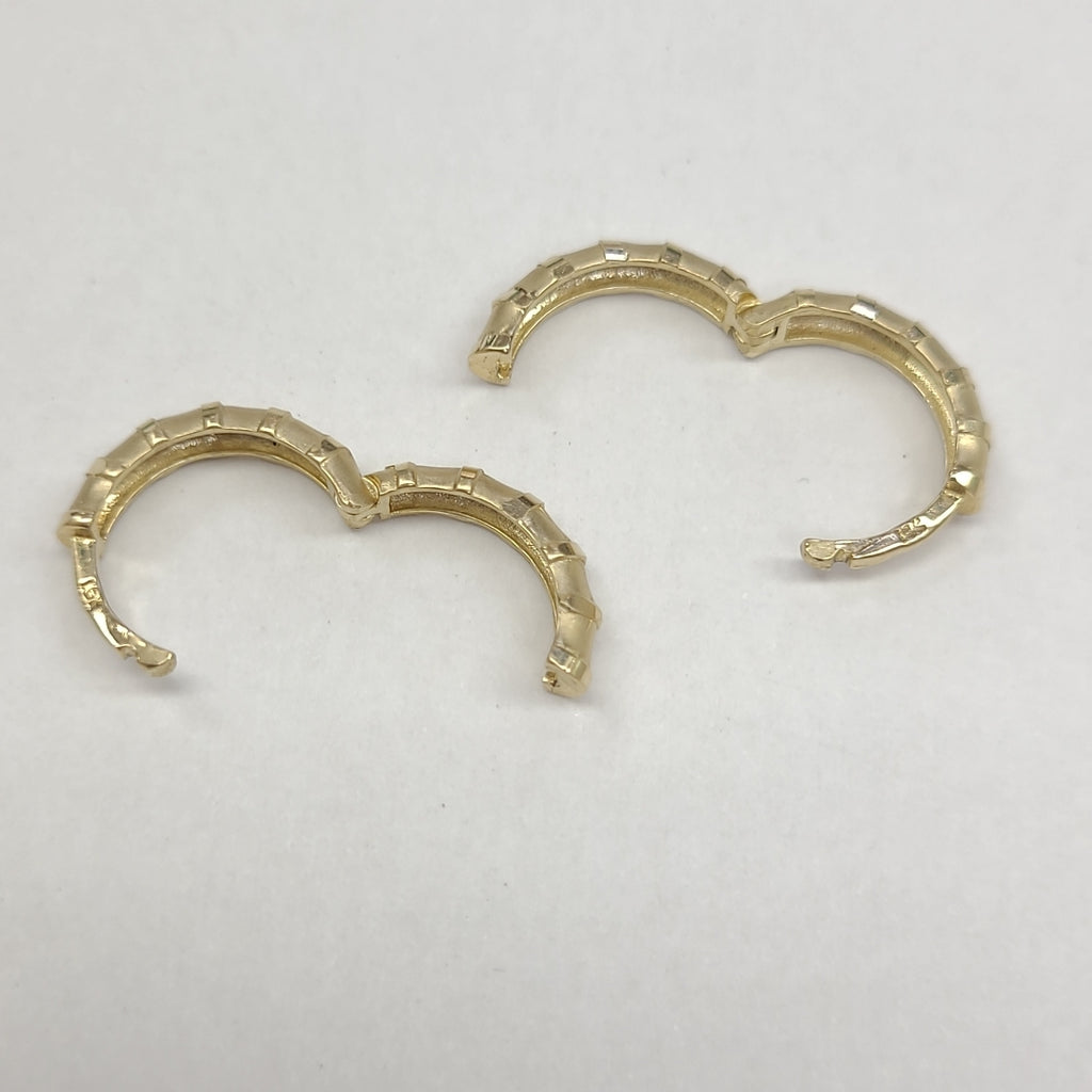 ARETES ARRACADAS FACETADAS 10K 1.8 GR (NUEVO)