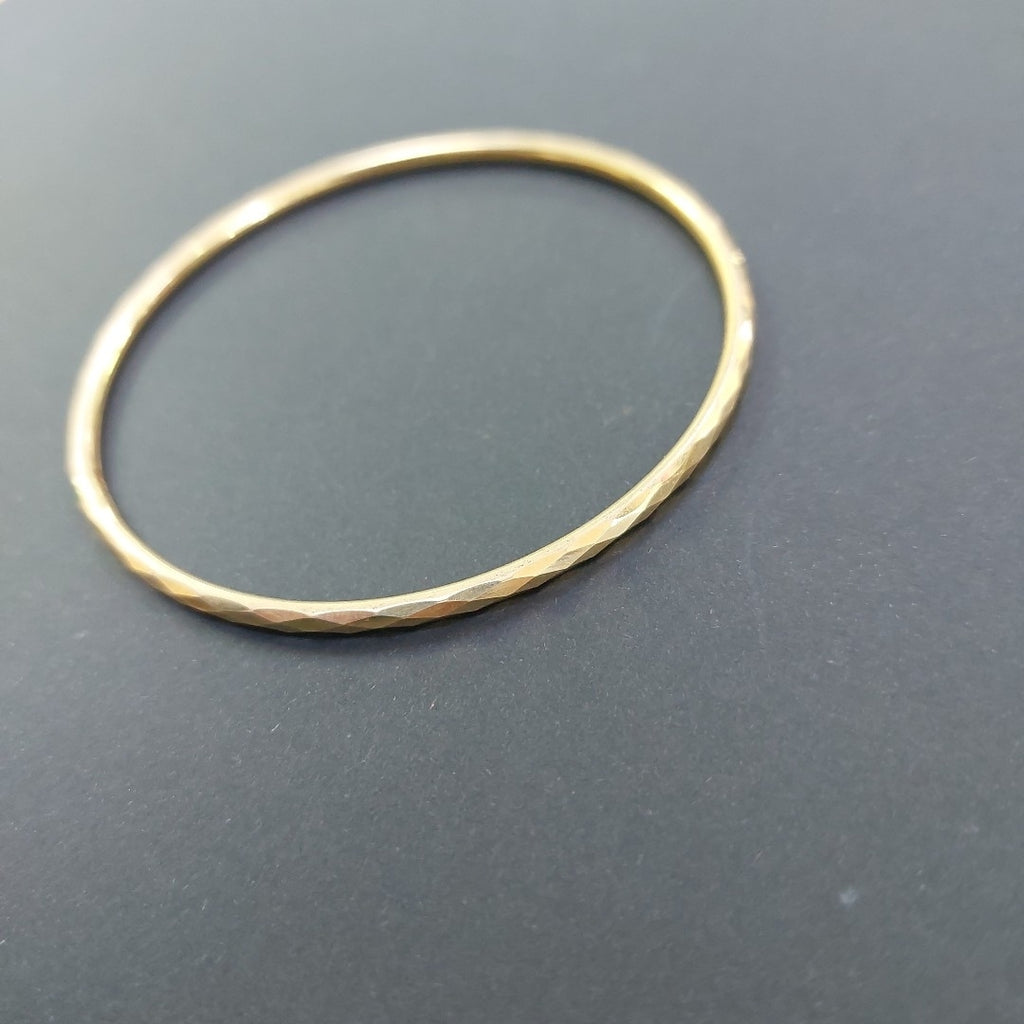 PULSERA RIGIDA ORO 14 K 6.6 GRMS (SEMINUEVO)