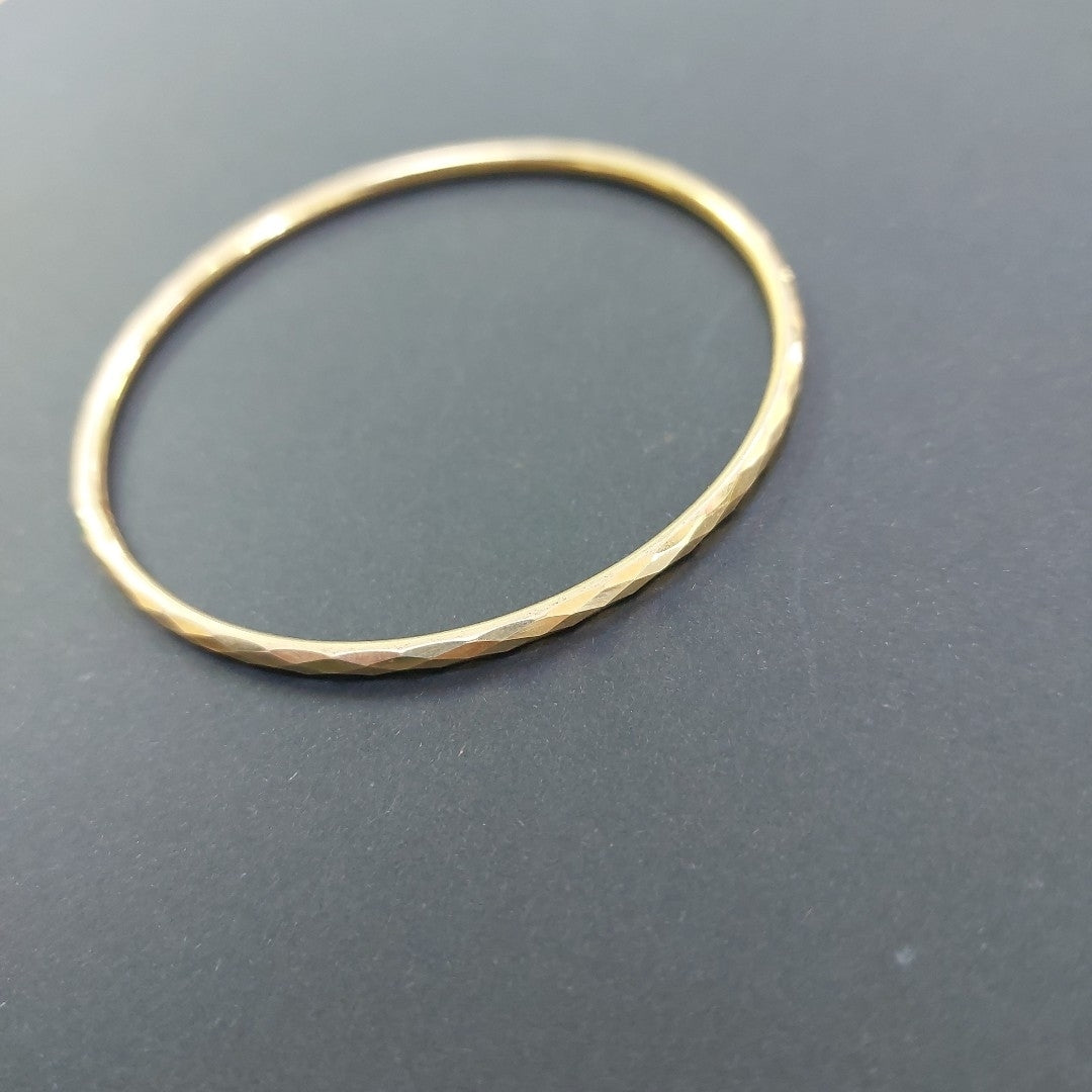 PULSERA RIGIDA ORO 14 K 6.6 GRMS (SEMINUEVO)