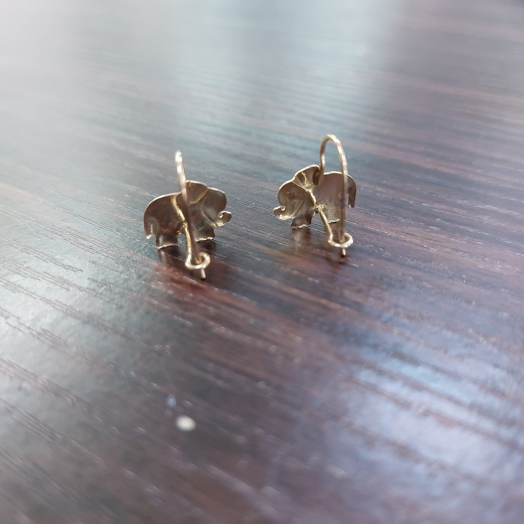ARETES PAR ORO 10 K 1.1 GRMS (SEMINUEVO)