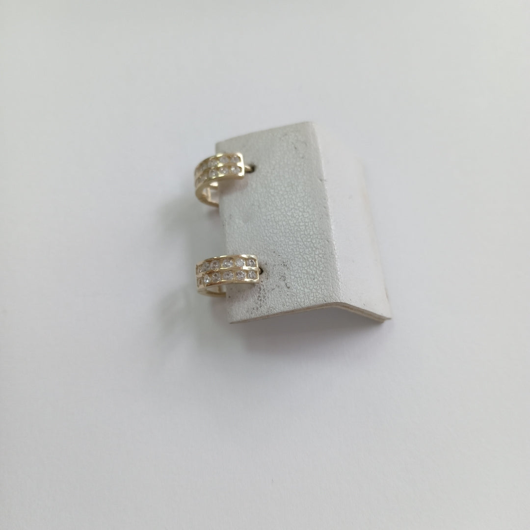 ARETES HUGGIES C CIRCONIAS 14K 1.7 GR (NUEVO)