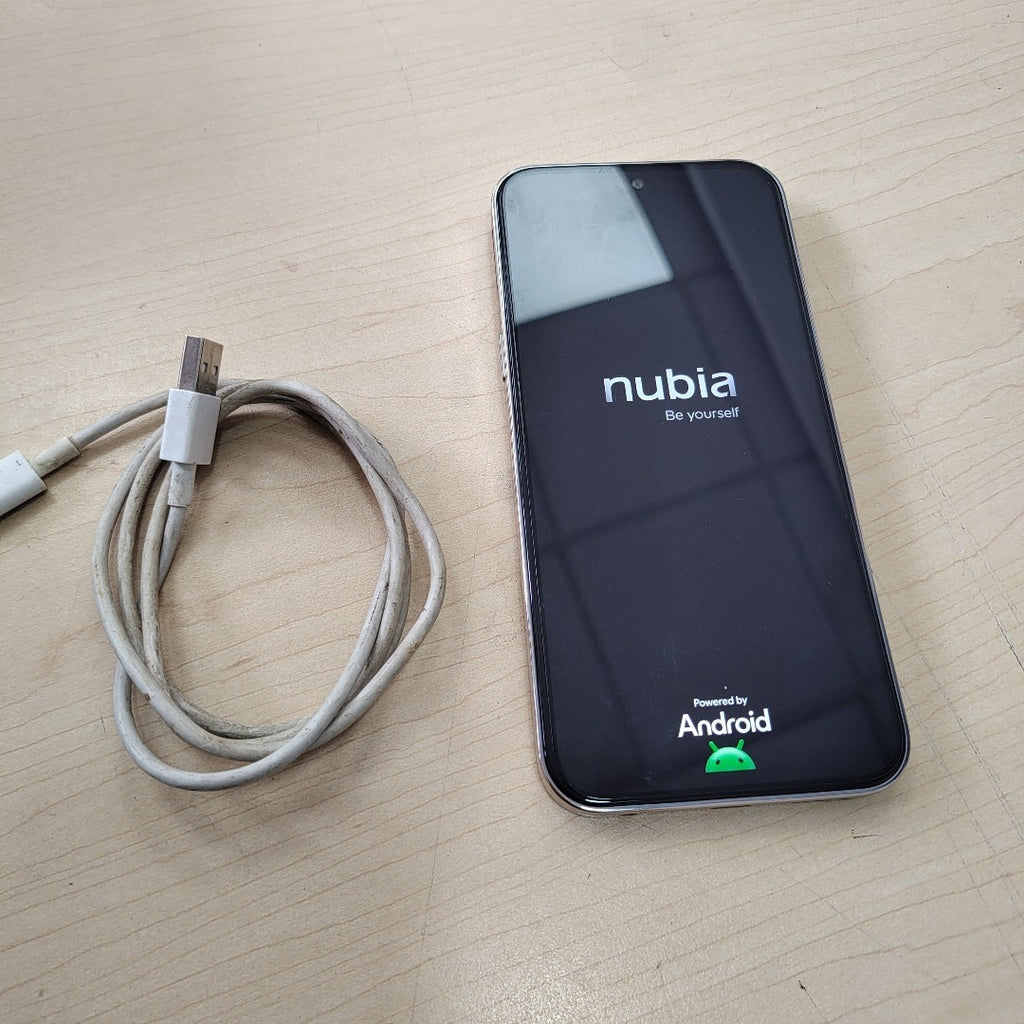 CELULAR NUBIA V80 PRO Z2576 (2025) 256 GB 8 GB RAM (SEMINUEVO)