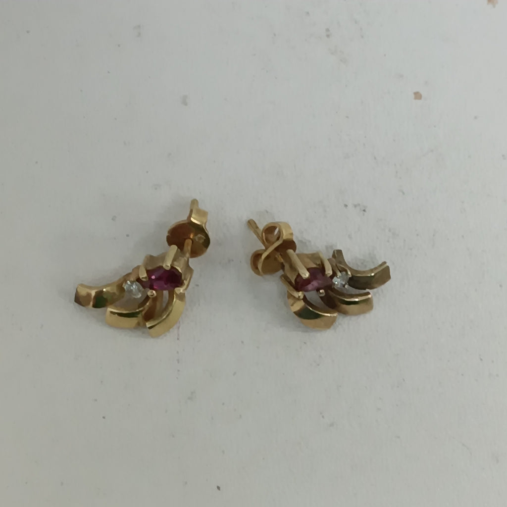 ARETES PAR ORO 10 K 3.1 GRMS (SEMINUEVO)